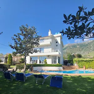 Maison d'hôtes Elida, Trajas